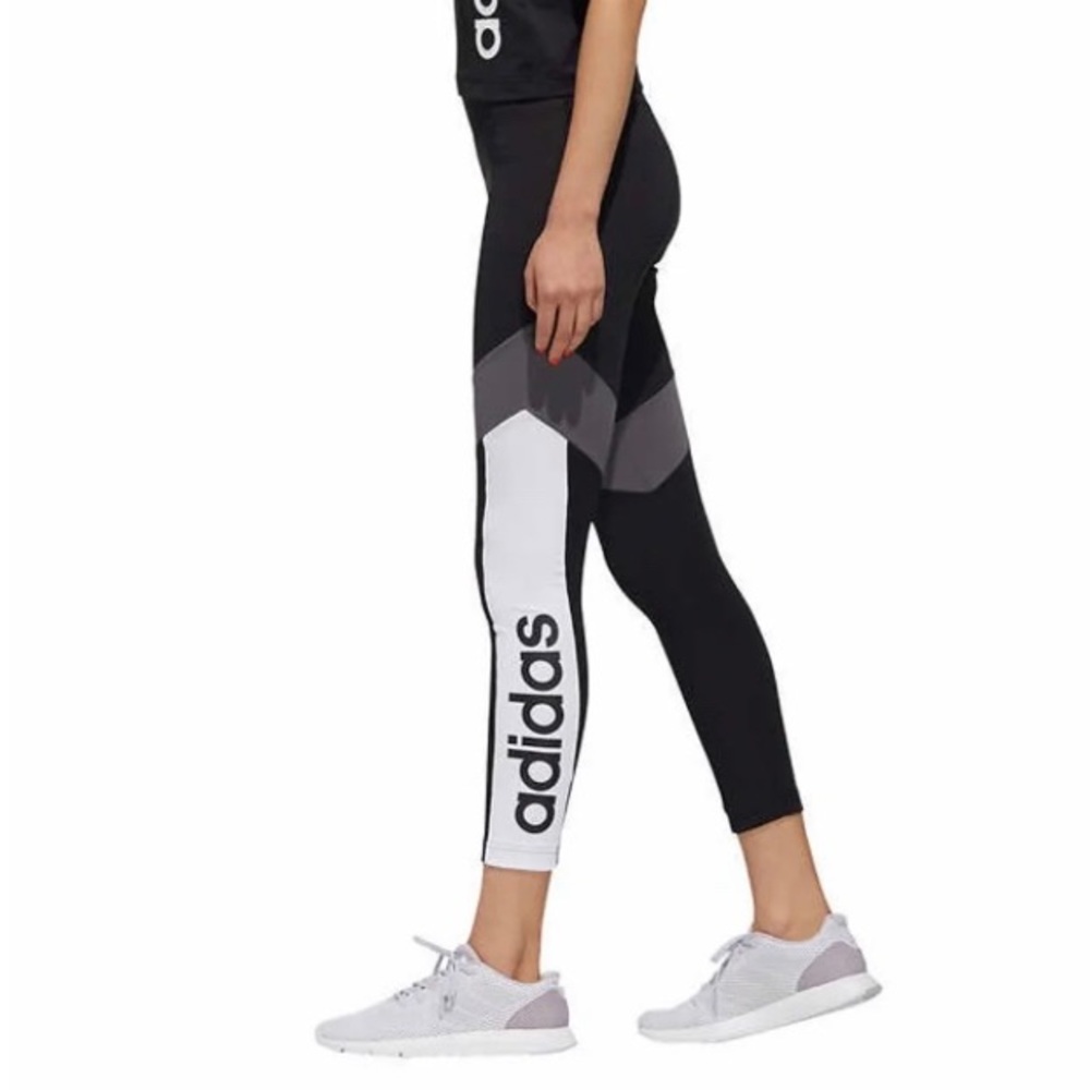Adidas black & white 7/8 leggings XL